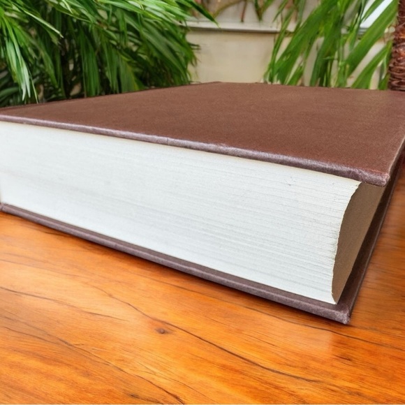 The Original Illustrated Sherlock Holmes by Arthur Conan Doyle | Hardcover - Picture 6 of 12